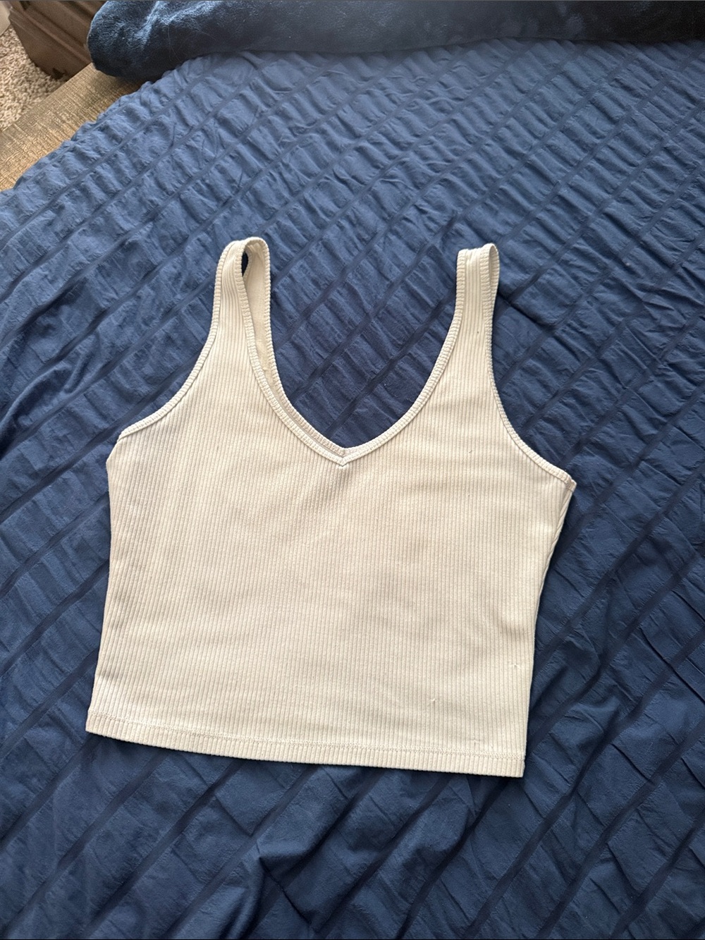 Hollister White Ribbed V-Neck Crop Tank